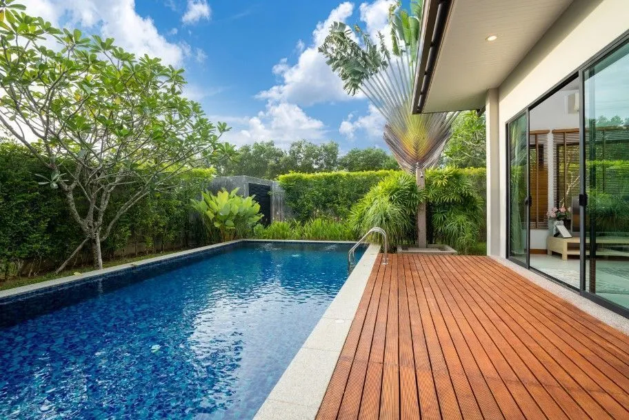 swimming pool designs 0 1200.jpg